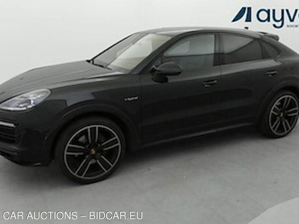 Porsche Cayenne coupe 3.0 V6 phev 340 CV Sport Design Pack, Cuir, Echap Sport, LED Matrix, HUD, Park Assist