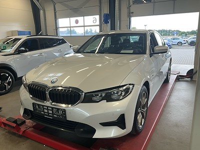 BMW 3 serie 330e F Sport Line auto UA!
