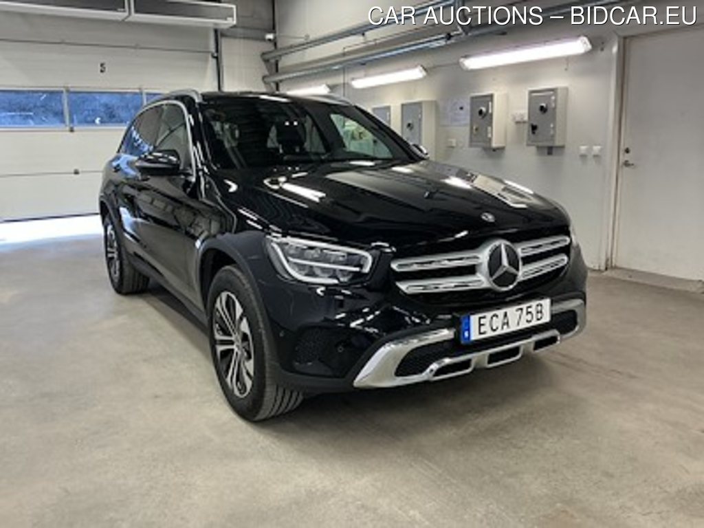 Mercedes-Benz Glc-Class 300 E 4matic Se Edition Kamera Navi