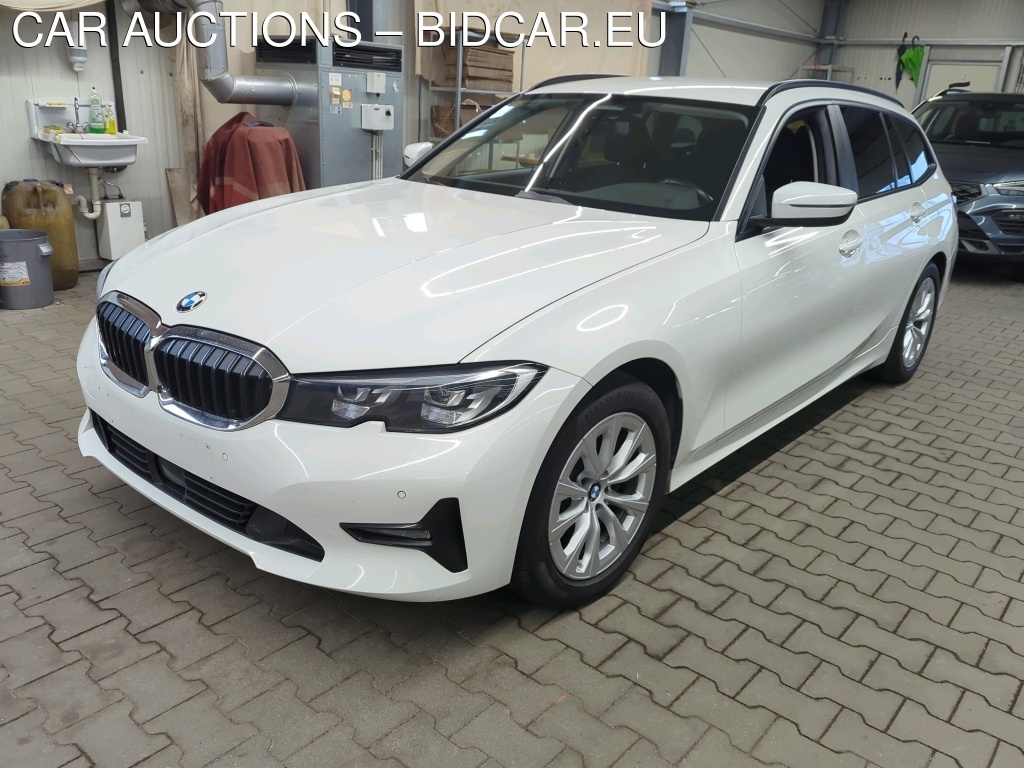 BMW 318D TOURING AUT. Advantage, 2021