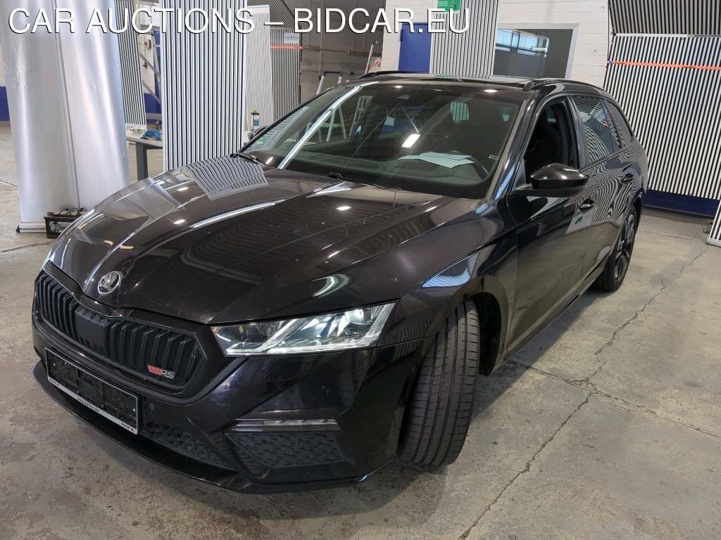 Skoda Octavia COMBI 2.0 TDI DSG RS, 2022