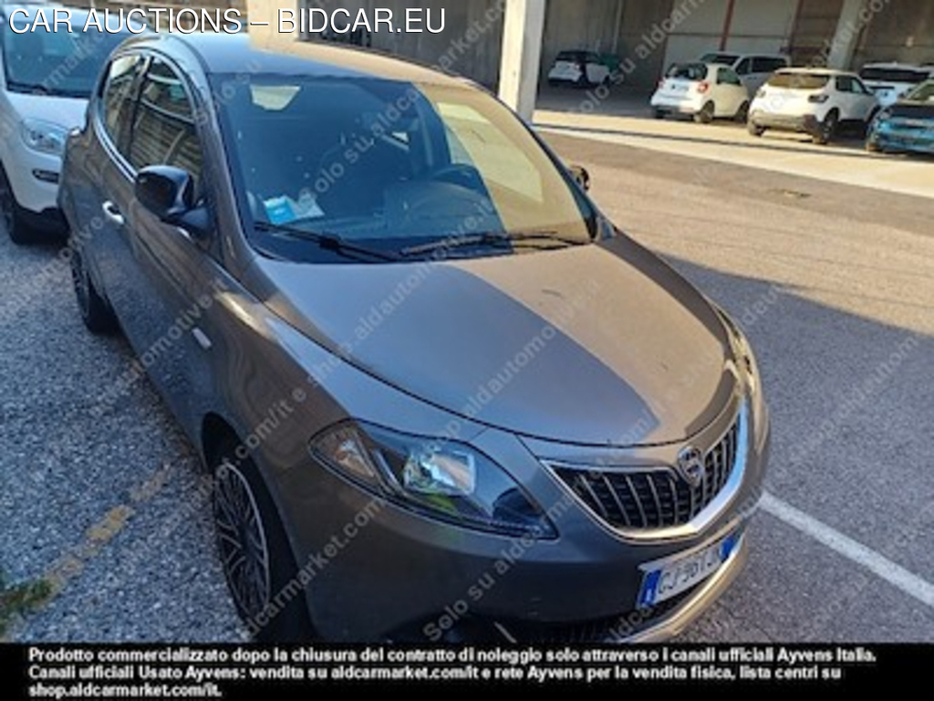 Lancia ypsilon ecochic 1.0 firefly 70cv -