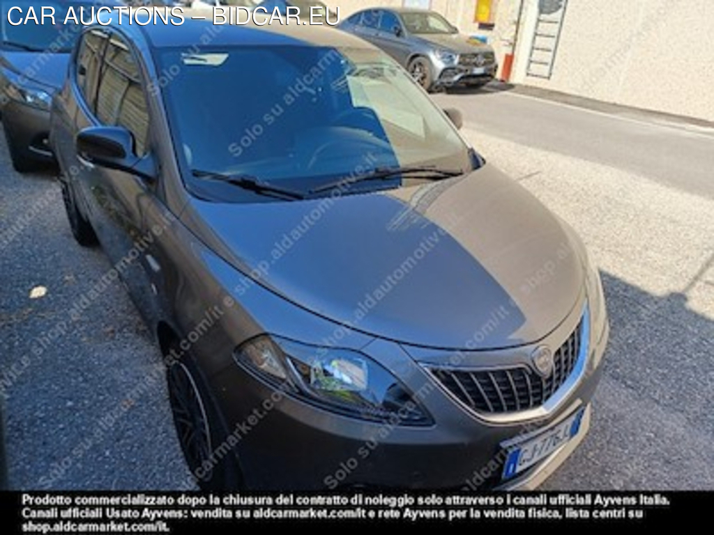 Lancia ypsilon ecochic 1.0 firefly 70cv -