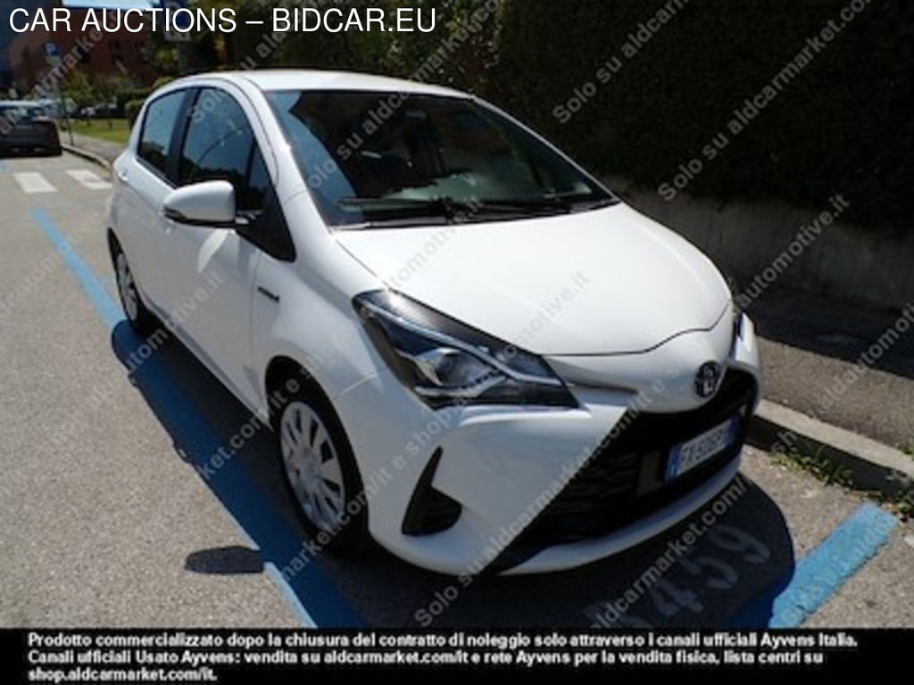 Toyota yaris 1.5 hybrid cool my18 -