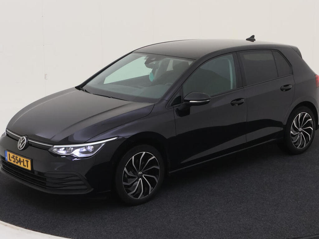 Volkswagen Golf TSI 110PK LIFE BUSINESS EXECUTIVE WINTER, 2021