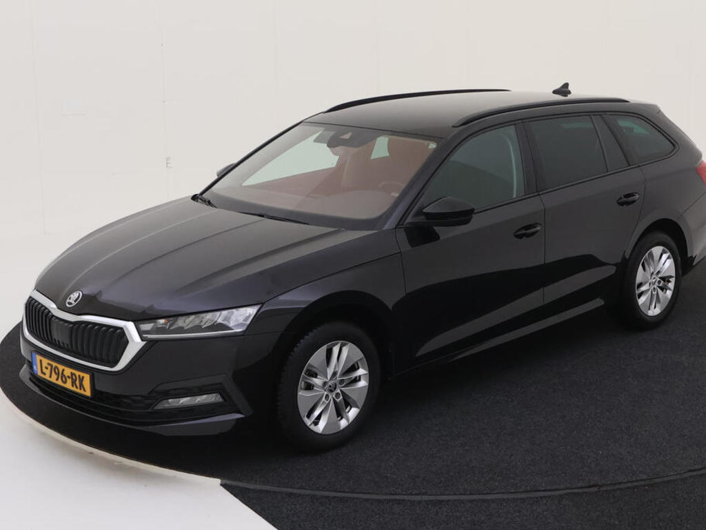 Skoda Octavia combi 1.5 TSI 150PK DSG BUSINESS EDITION TREKHAAK, 2021