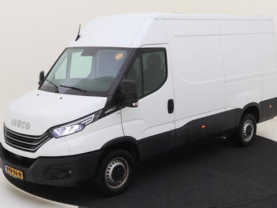 Iveco Daily 35S14V 2.3 137PK AUT 352L H3 CAMERA TREKHAAK, 2023