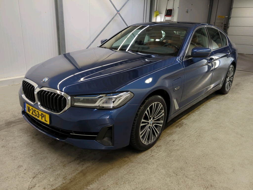 BMW 530 EA 215kW PHEV Business Edition Plus, 2021
