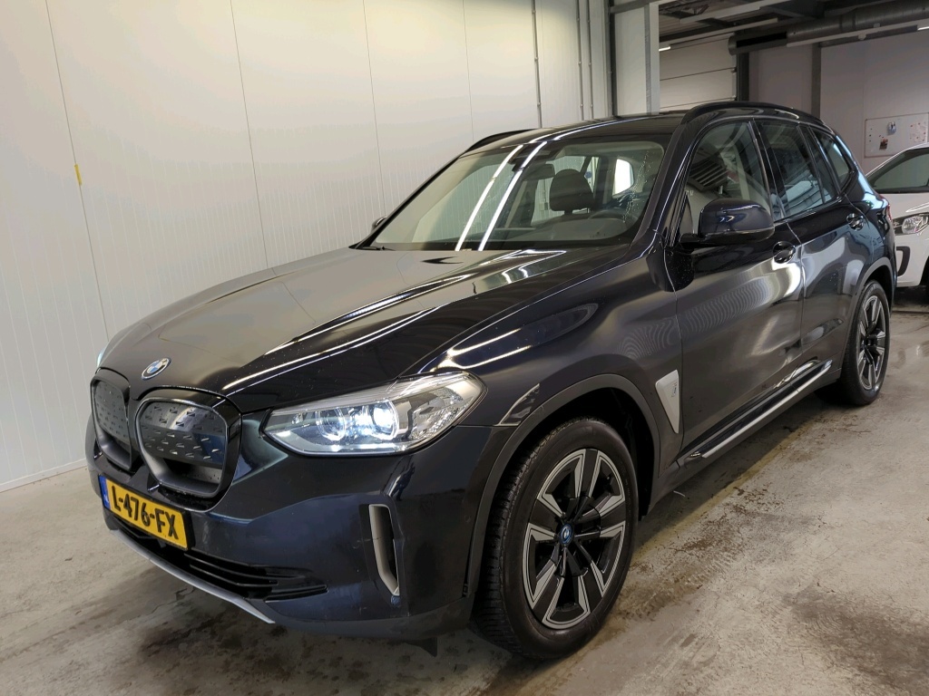 BMW IX3 210kW / 80kWH Executive automaat, 2021