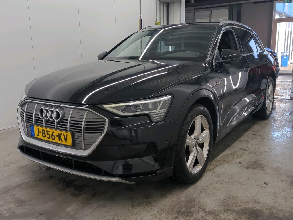 Audi e-tron 50 quattro 230kW / 71kWh 4WD Business Edition aut. (NEDC), 2020