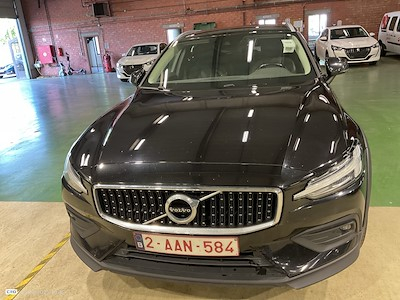 Volvo V60 cross country 2.0 B4 4WD GEARTRONIC CROSS COUNTRY PRO