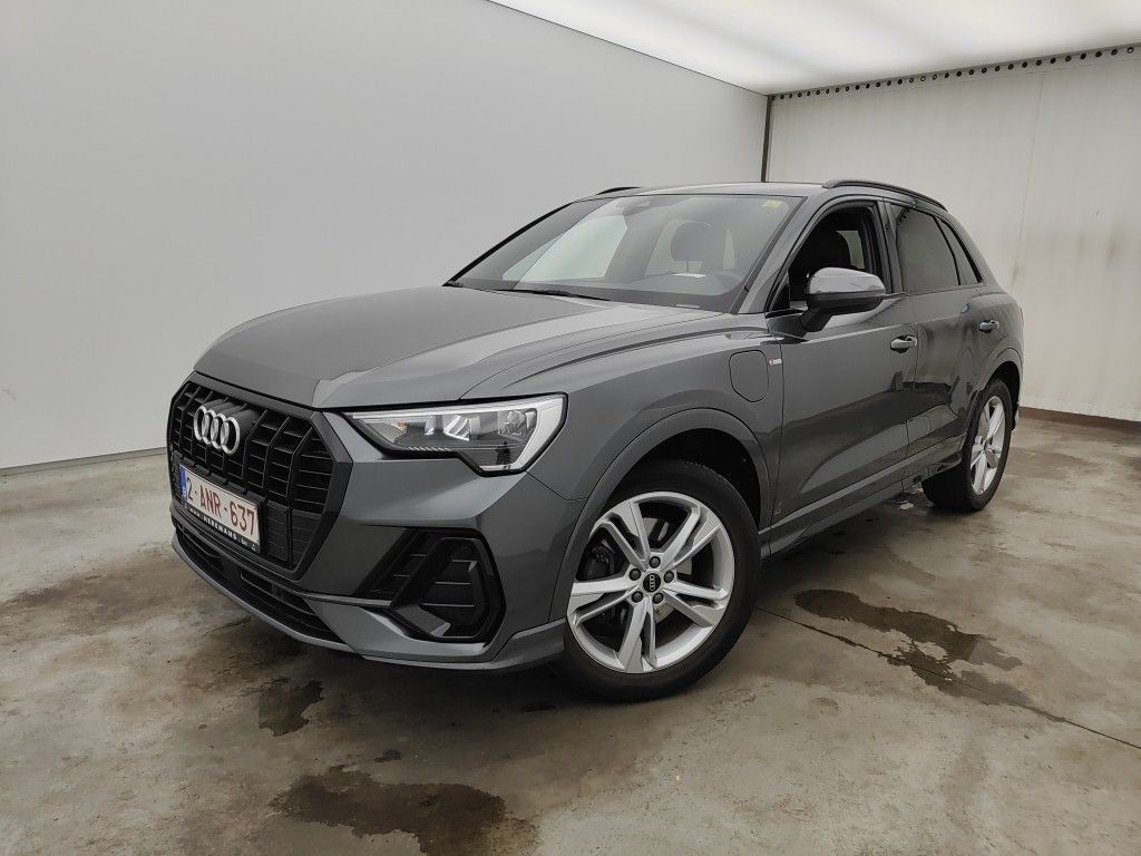 Audi Q3 - 2019 Q3 45 TFSIE PHEV S LINE S TRONIC (180 KW), 2021