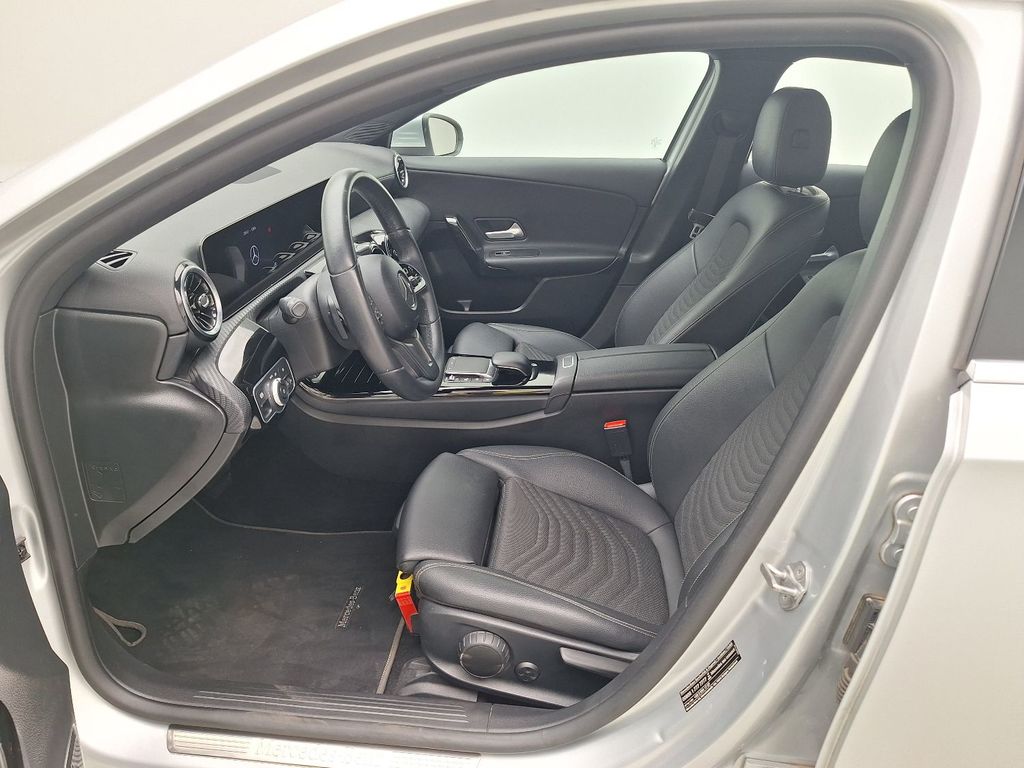 Mercedes-Benz Classe a sedan diesel (v177) A 180 D, 2020
