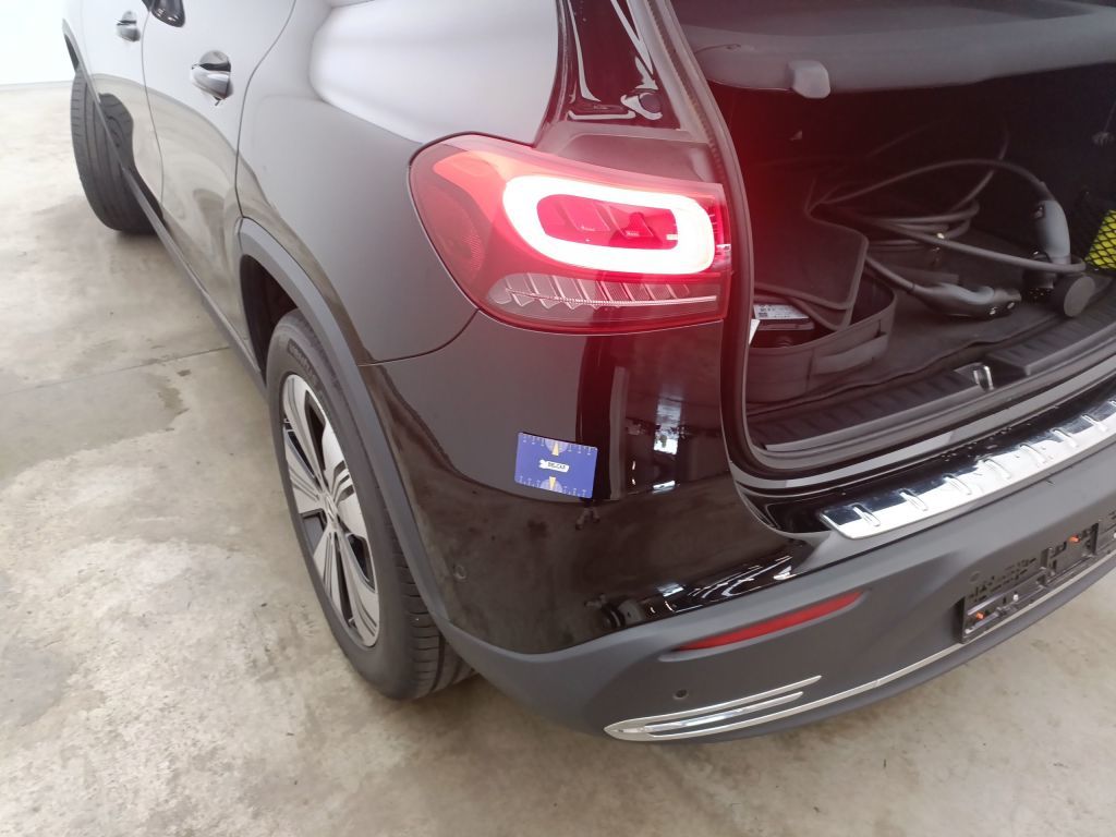 Mercedes-Benz Eqa (h243) 66.5 KWH EQA 250 LUXURY LINE, 2023