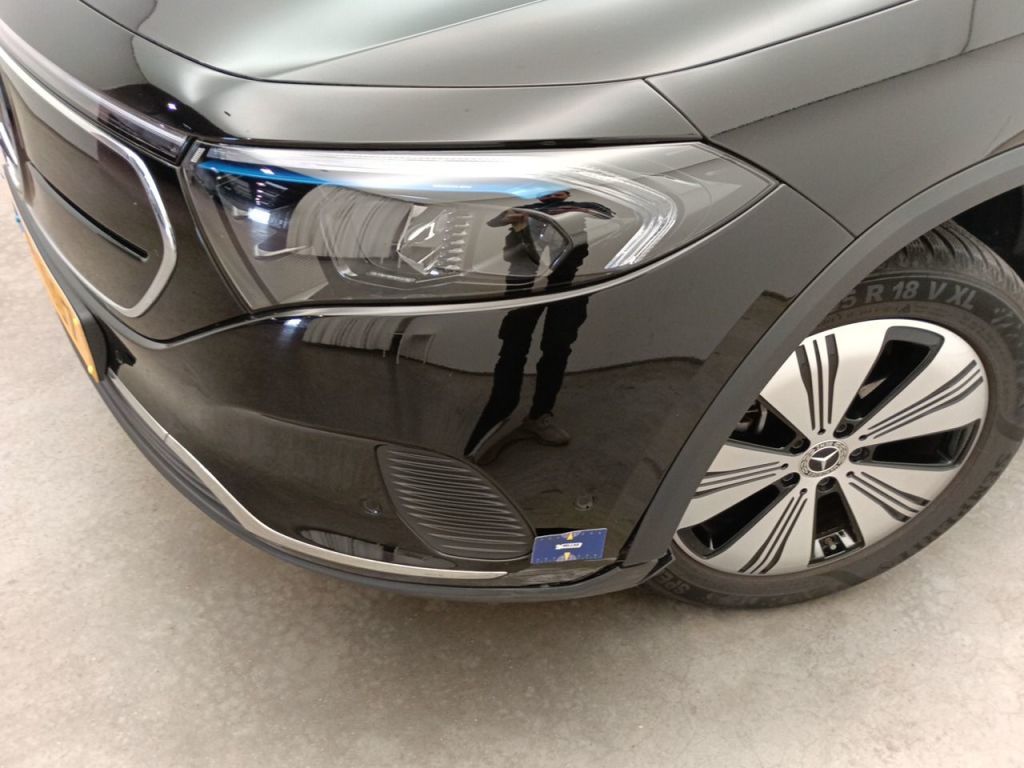 Mercedes-Benz Eqa (h243) 66.5 KWH EQA 250 LUXURY LINE, 2023