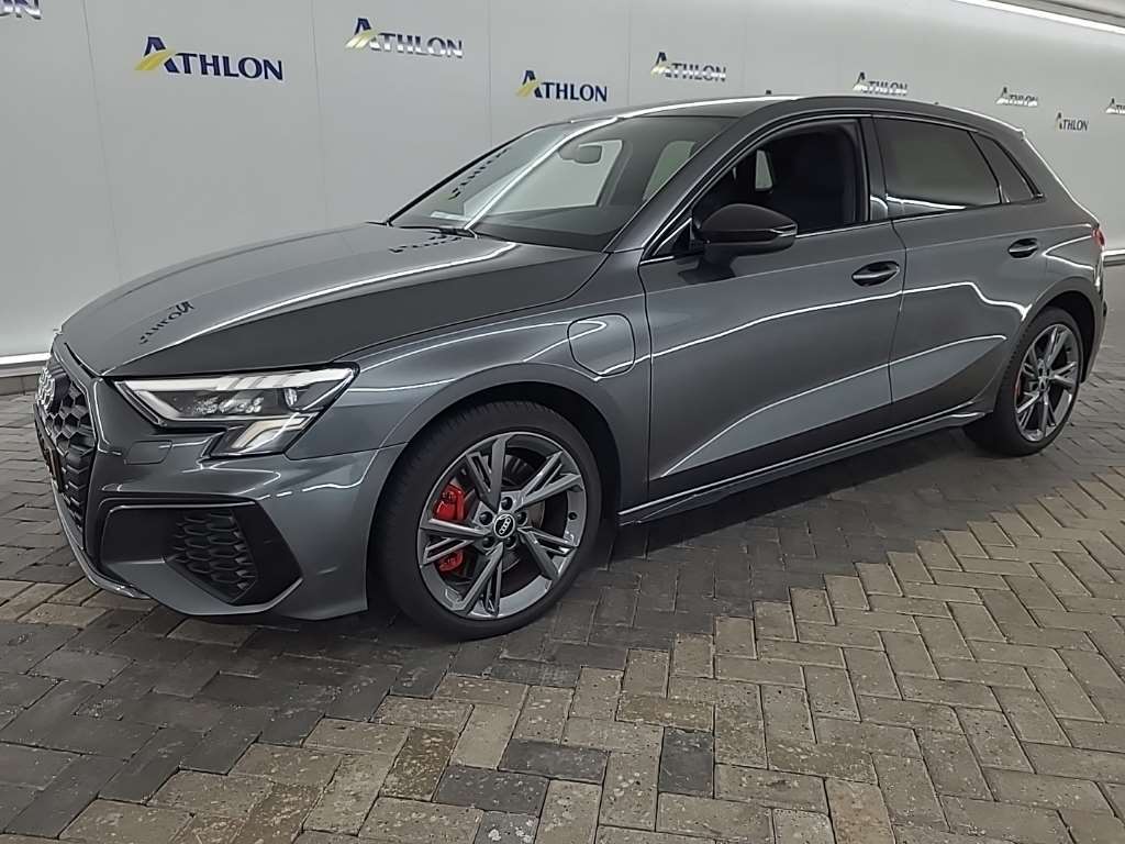 Audi A3 Sportback 45 TFSI E S TRONIC S EDITION COMPETITION 5D 180KW, 2021