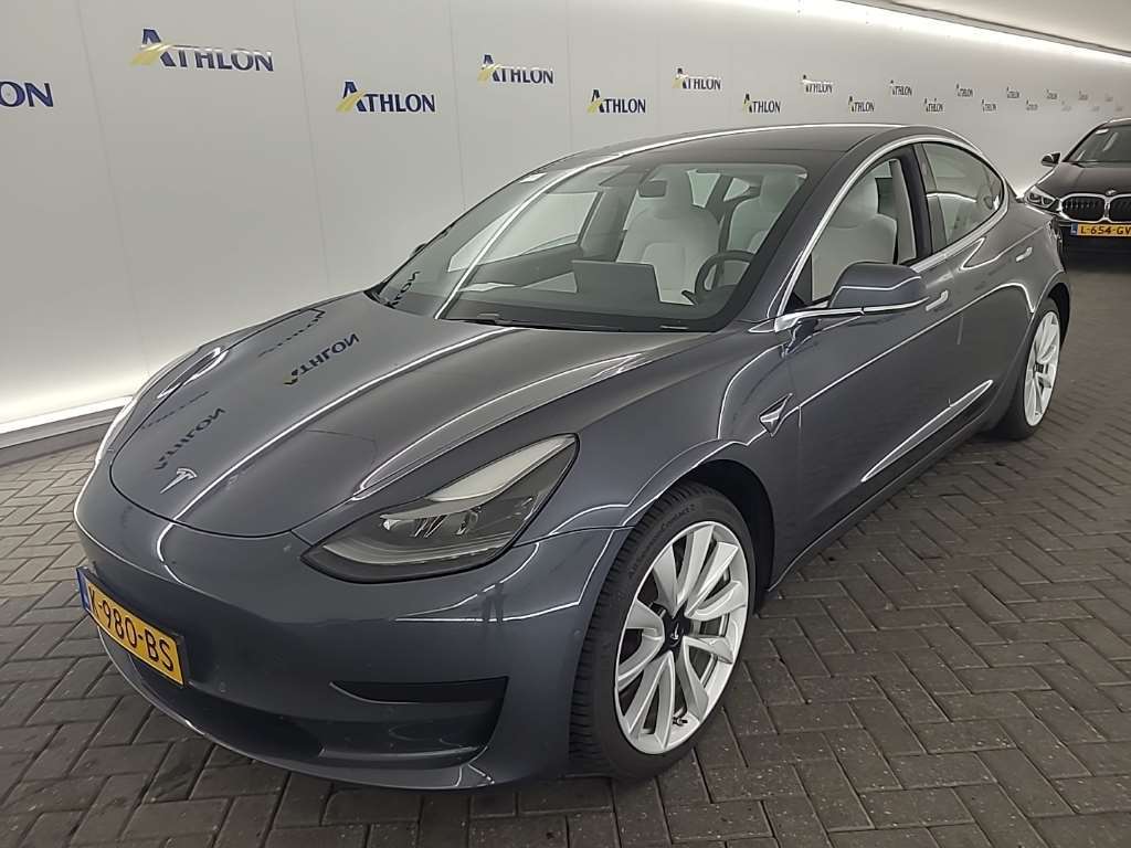 Tesla Model 3 STANDARD RANGE PLUS RWD 4D 225KW, 2020