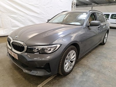 BMW 3 touring - 2019 330eA PHEV Travel Business Plus