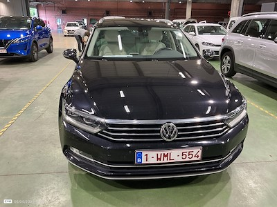 Volkswagen Passat 1.6 TDI SCR MSQ VARIANT ELEGANCE BUSINES