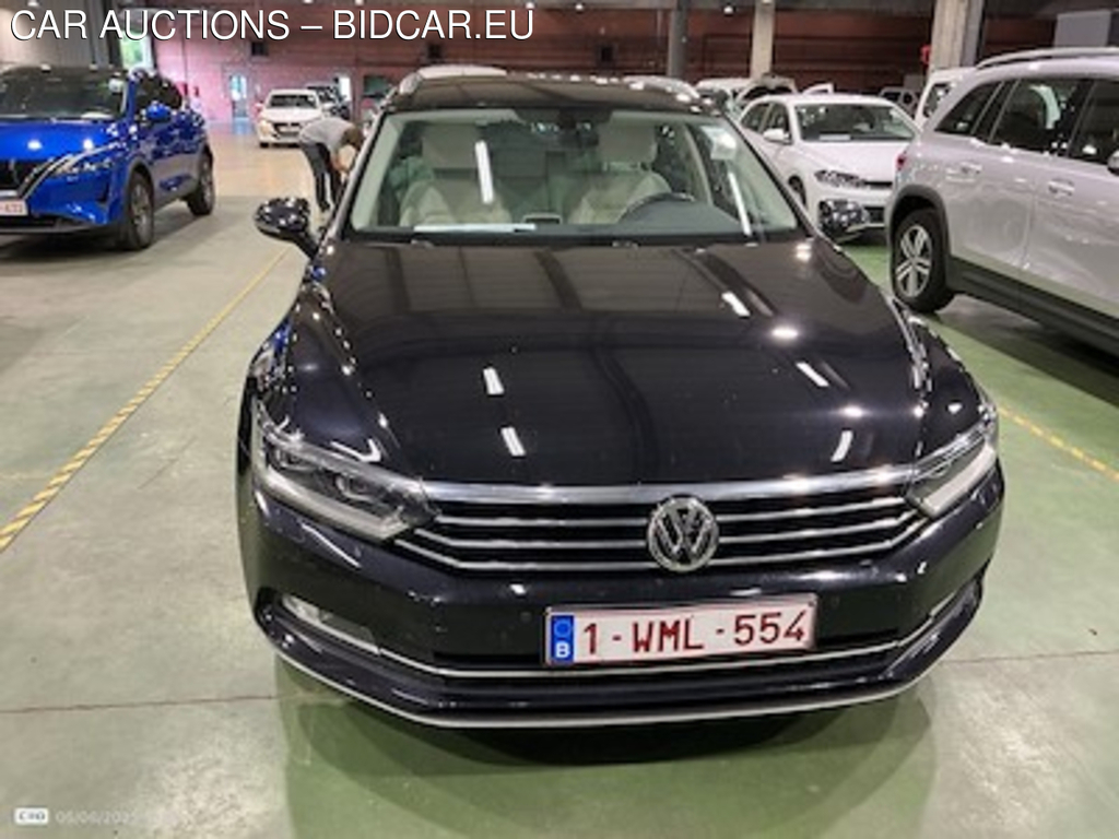 Volkswagen Passat 1.6 TDI SCR MSQ VARIANT ELEGANCE BUSINES