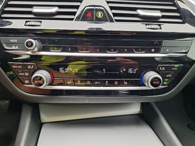 BMW 5 touring diesel - 2020 TOURING 518 DA MHEV, 2021