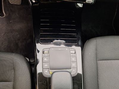 Mercedes-Benz Classe a diesel (w177) A 180 D BUSINESS SOLUTION, 2021