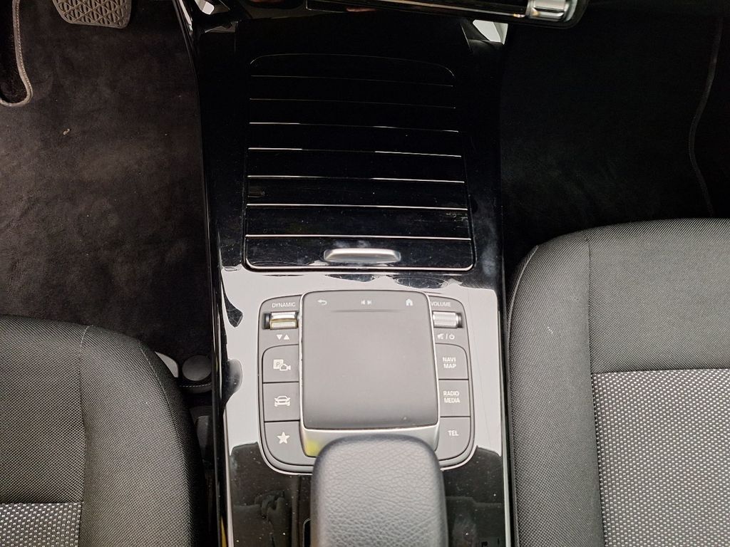 Mercedes-Benz Classe a diesel (w177) A 180 D BUSINESS SOLUTION, 2021