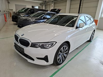 BMW Series 3 318d A Touring 110KW
