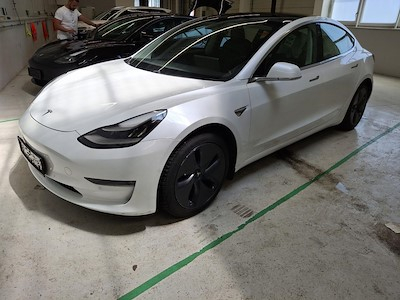 Tesla Model 3 Maximale Reichweite mit Dualmotor-Allrad