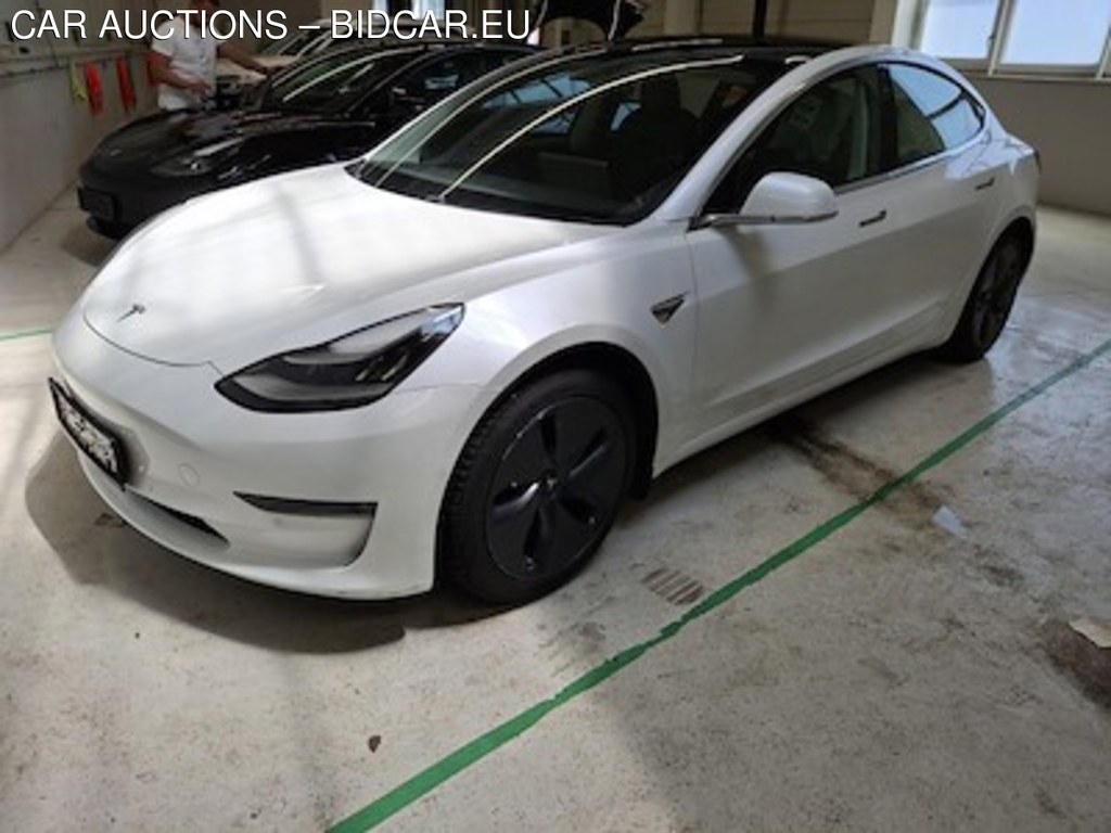 Tesla Model 3 Maximale Reichweite mit Dualmotor-Allrad