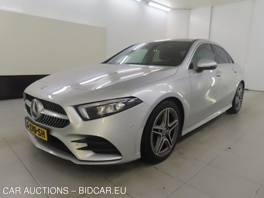 Mercedes-Benz A-klasse limousine A 180 7G-DCT Business Solution AMG 4d