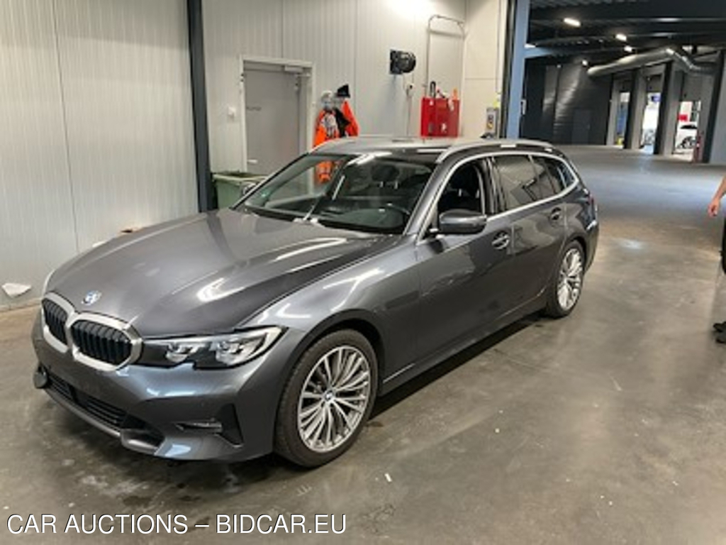 BMW 3 serie 2.0 320D F SPORT LINE TOURING AUTO stationcar UA!