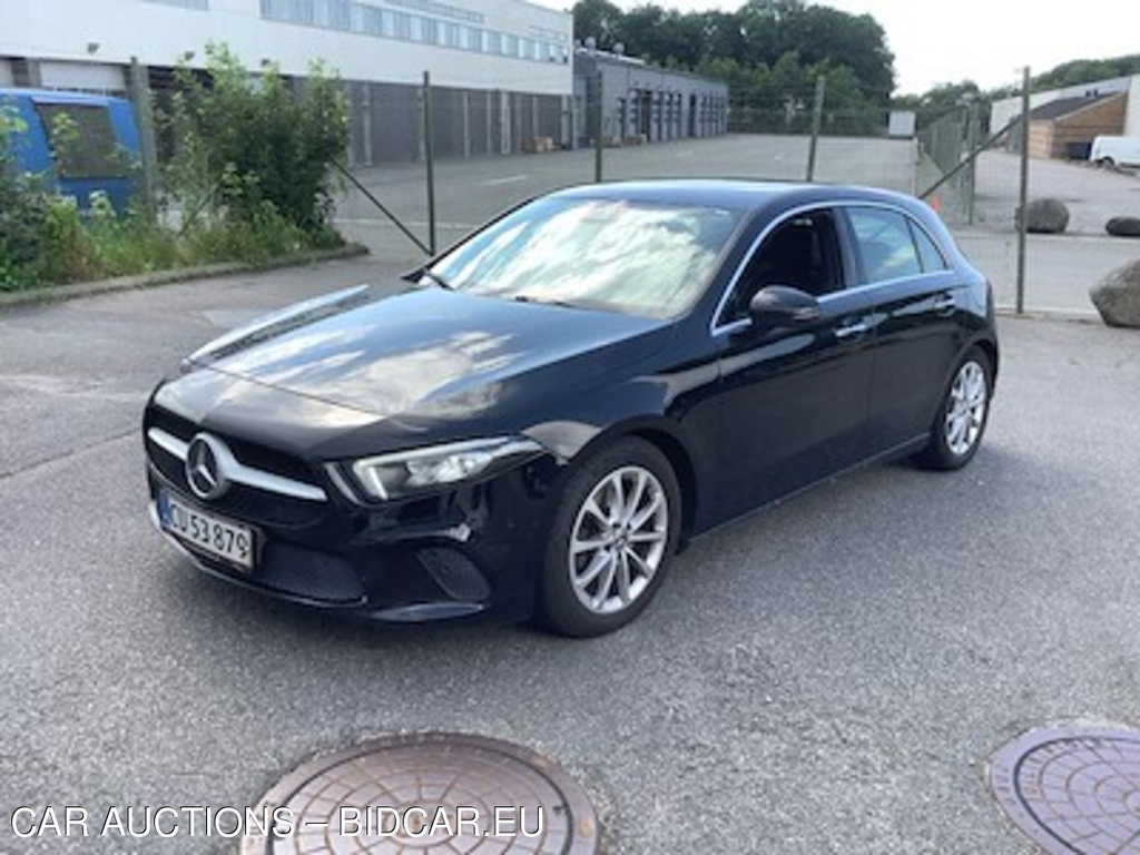 Mercedes-Benz A-KLASSE 2.0 A 220 D Business DCT UA!
