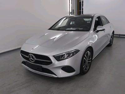 Mercedes-Benz A-class limousine 2.0 A 200 D LUXURY LINE DCT