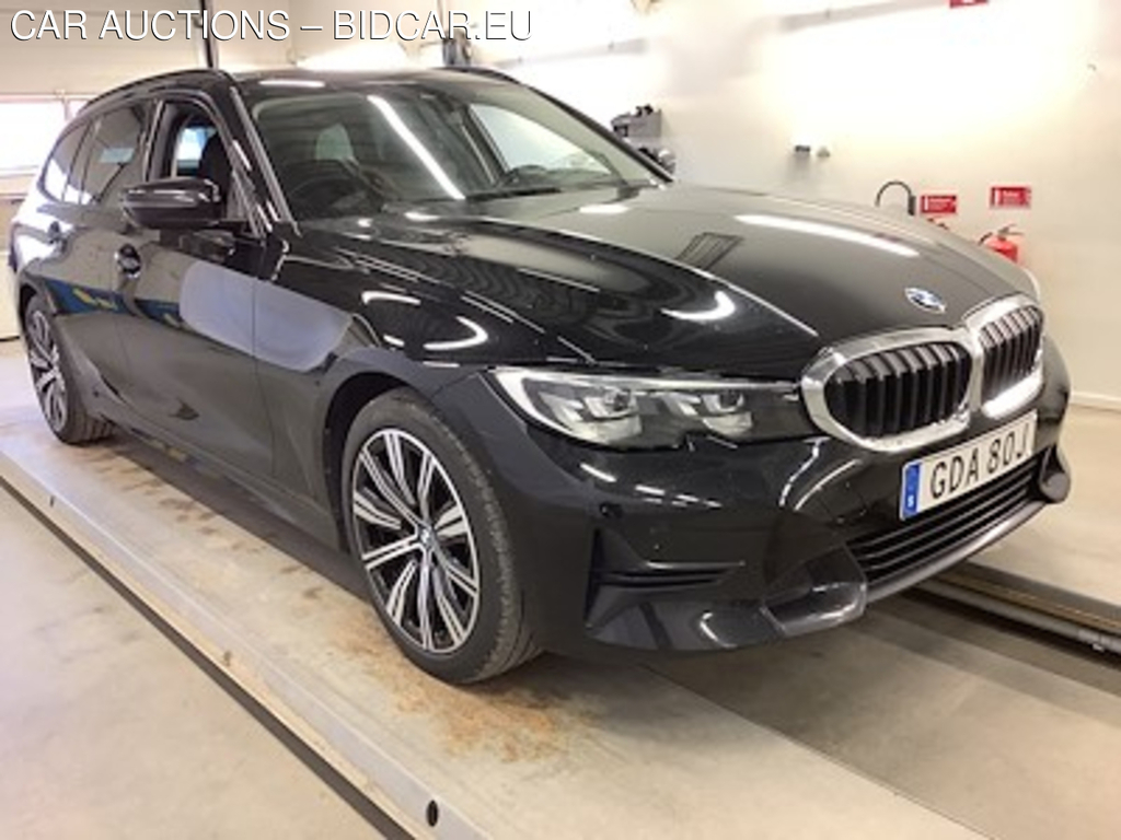 BMW Series 3 320d Touring xDrive Sport Line Kamera Navi *TEST LINK BELOW**