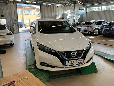 Nissan LEAf 40 kWh Acenta