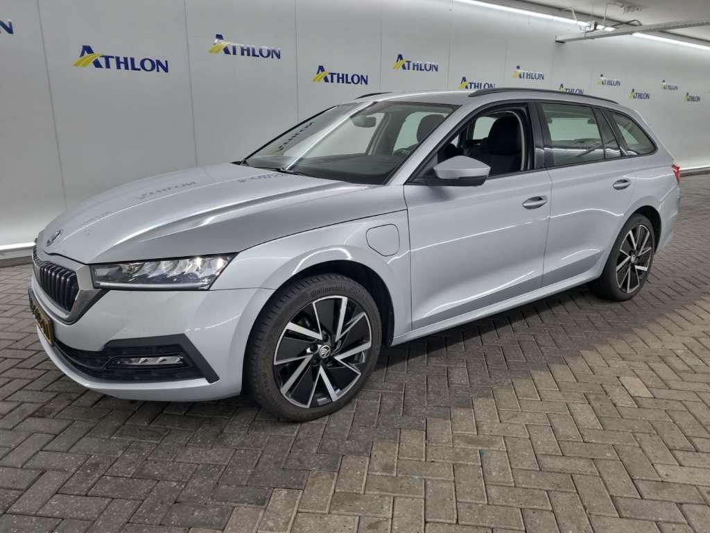 Skoda Octavia combi 1.4 TSI IV PHEV DSG BUSINESS EDITION 5D 150KW, 2021