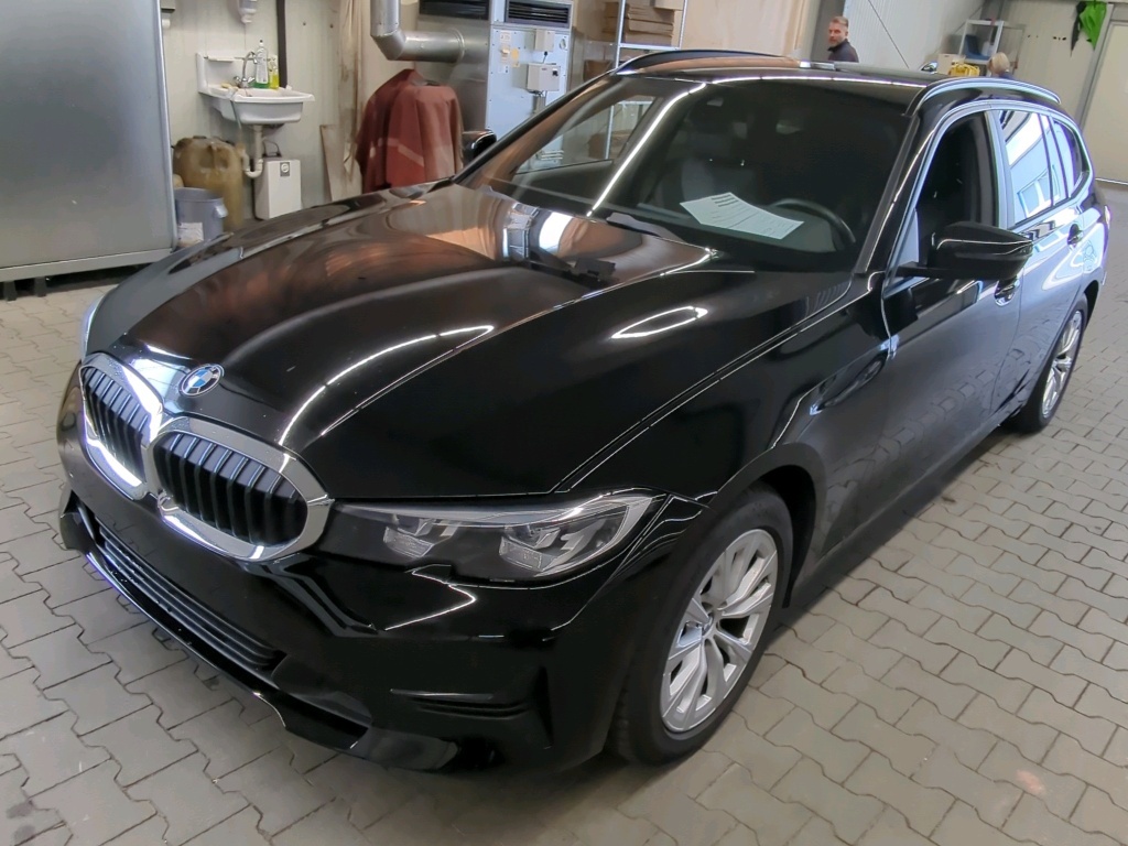 BMW 318D TOURING AUT. Advantage, 2020