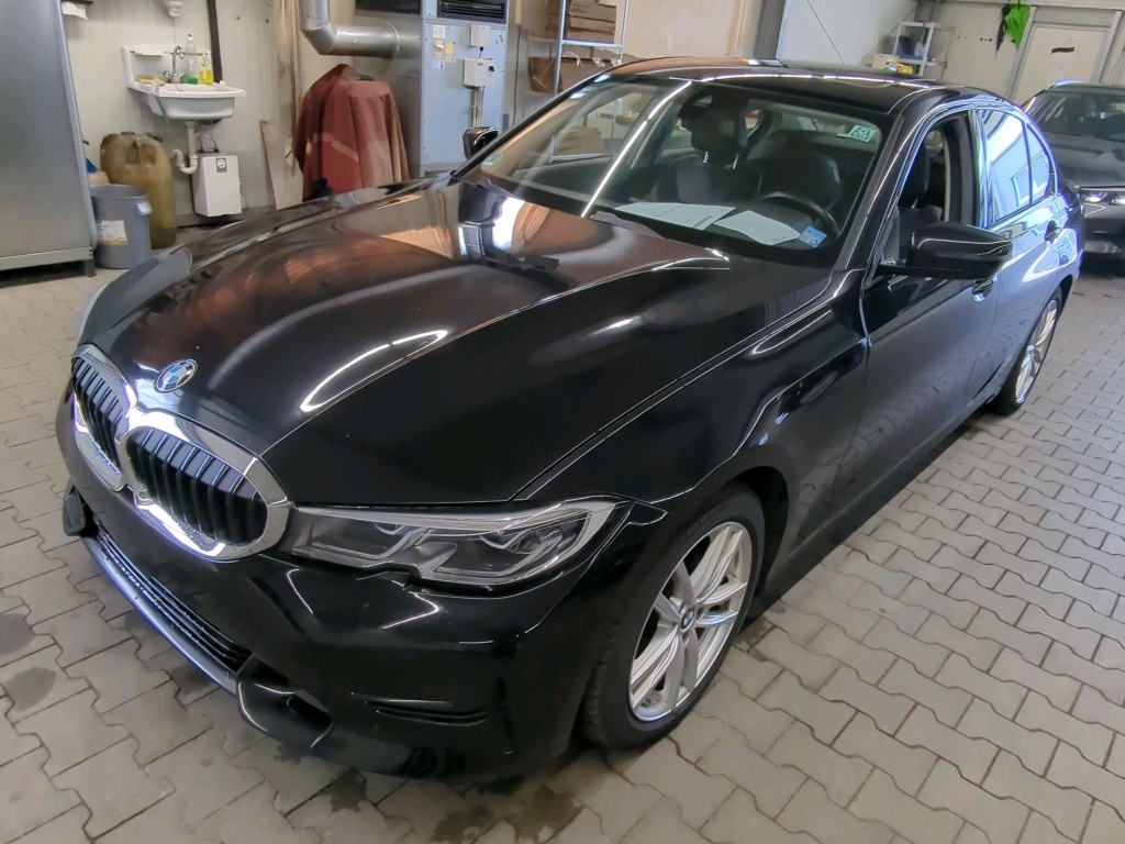 BMW 320D XDRIVE AUT. Sport Line, 2021