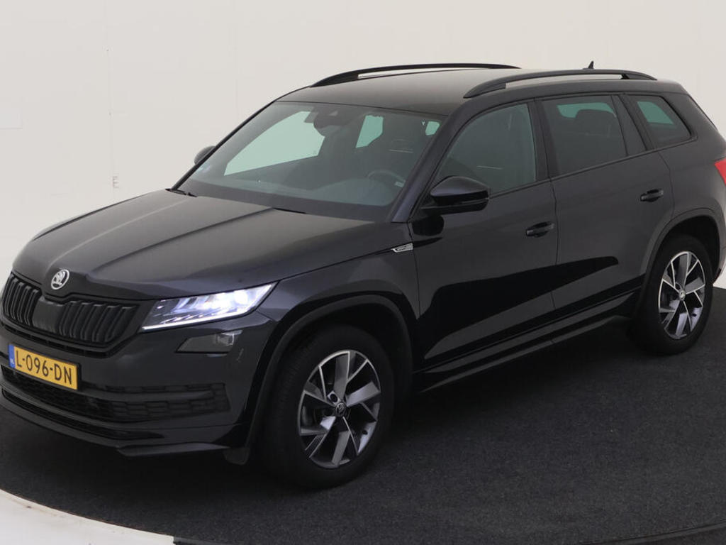Skoda Kodiaq 1.5 TSI 150PK DSG SPORTLINE BUSINESS COMFORT FUNCTIE TREKHAAK, 2021
