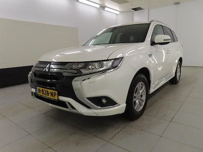 Mitsubishi Outlander PHEV Pure 5d