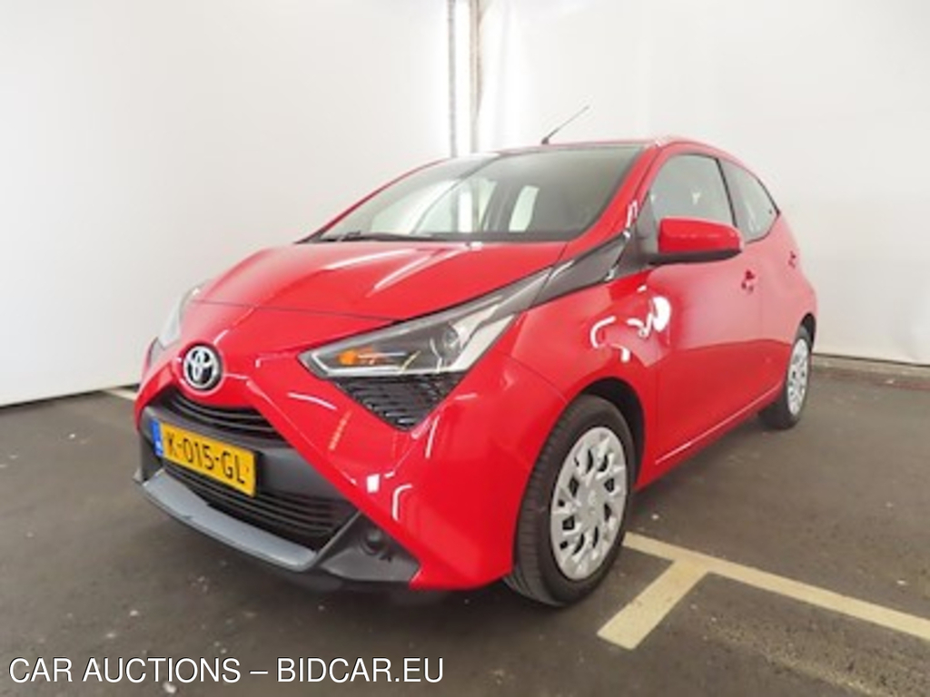 Toyota Aygo 1.0 VVT-i x-play x-shift 5d