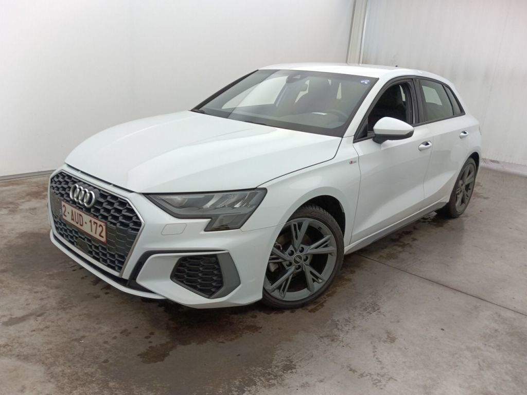 Audi A3 sportback - 2020 A3 SPORTBACK 30 TFSI S LINE, 2021