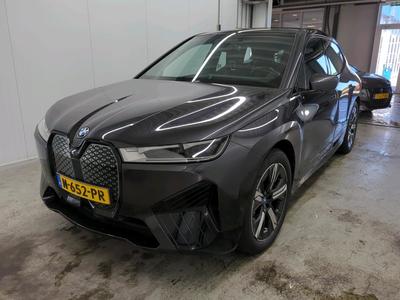 BMW Ix xDrive 40 240kW / 70kWh automaat (prijs-specs.indicatief), 2021