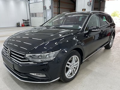 Volkswagen PASSAT 2.0 TDI 150 ELEGANCE HIGH DSG VAR UA!