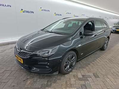 Opel Astra sports tou 1.2 TURBO 96KW DESIGN &amp; TECH 5D, 2022