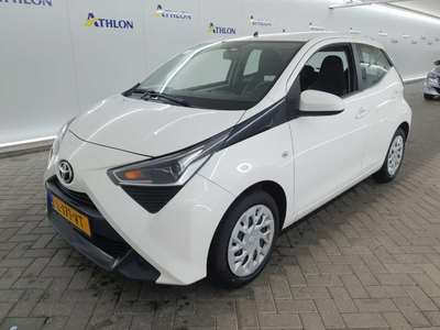 Toyota Aygo 1.0 VVT-I X-PLAY 5D 53KW, 2021