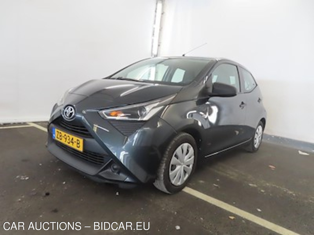 Toyota Aygo 1.0 VVT-i ActieAuto x-fun APL