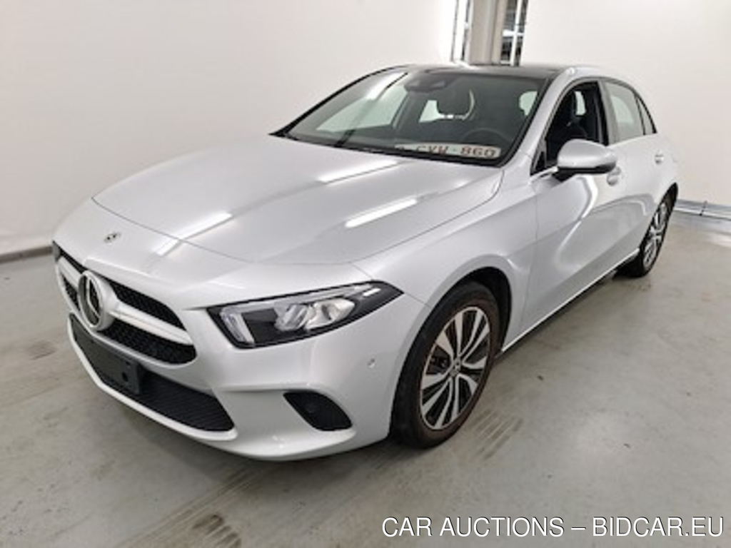 Mercedes-Benz A-Klasse 1.3 A 250 E BUSINESS LINE DCT