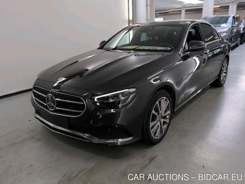 Mercedes-Benz E-Klasse 2.0 E 300 DE BUSINESS SOLUTION LUXURY PLUS AUTO